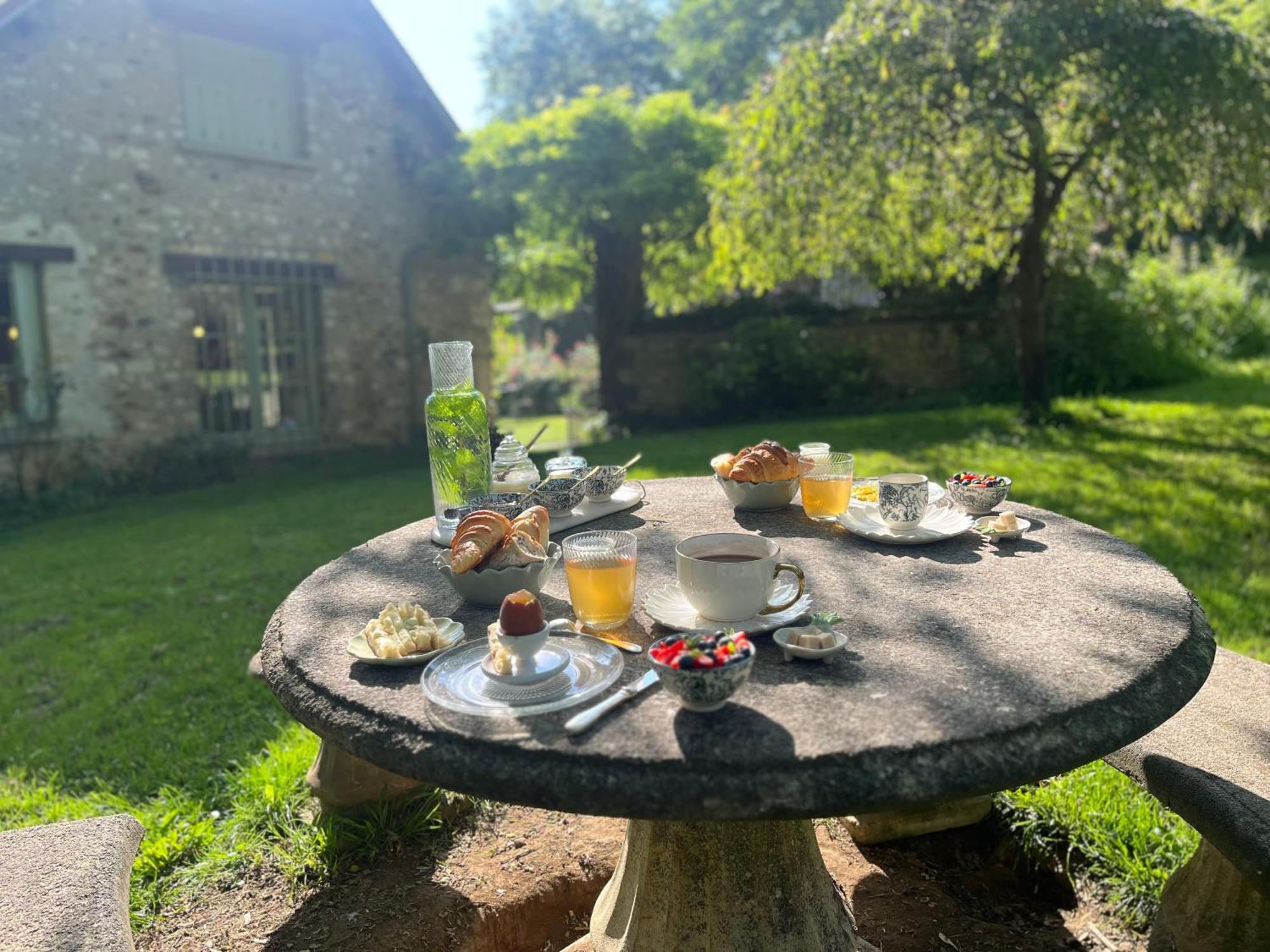 Le Clos Des Songes Blaru ภายนอก รูปภาพ